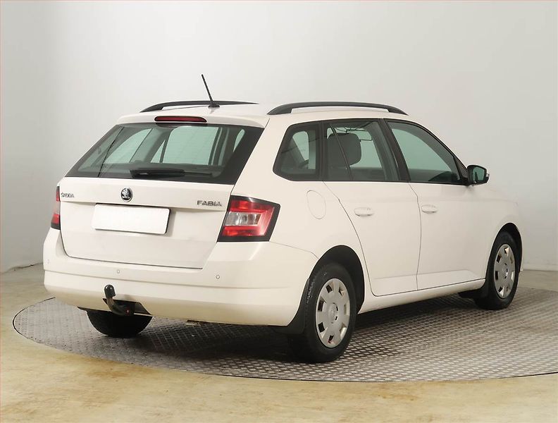 Škoda Fabia (2018) Ambition 1.4 TDI, Tempomat - fotka 5 z 16