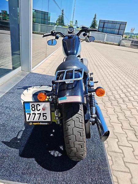 Harley-Davidson XL 1200N Sportster 1200 Nightster (2012) - fotka 4 z 19