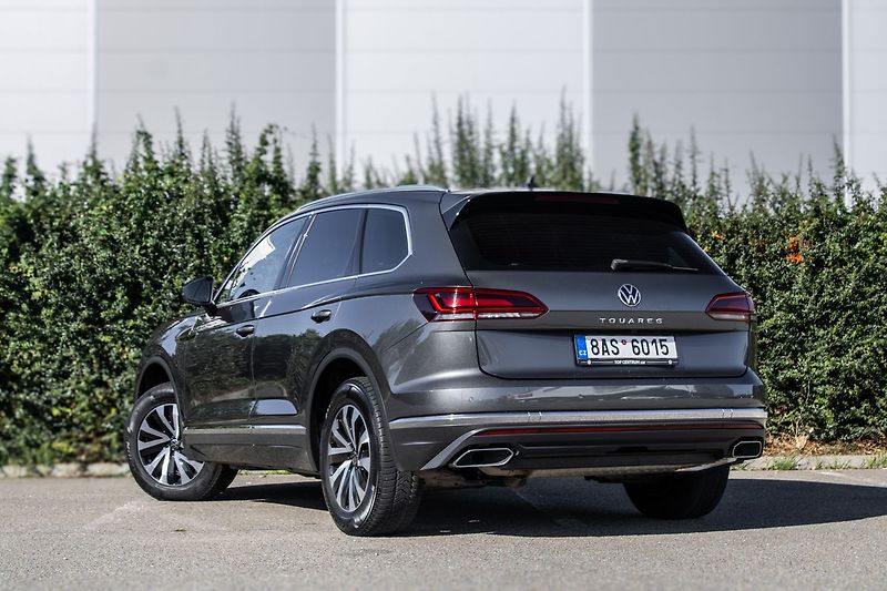 Volkswagen Touareg - fotka 7 z 26