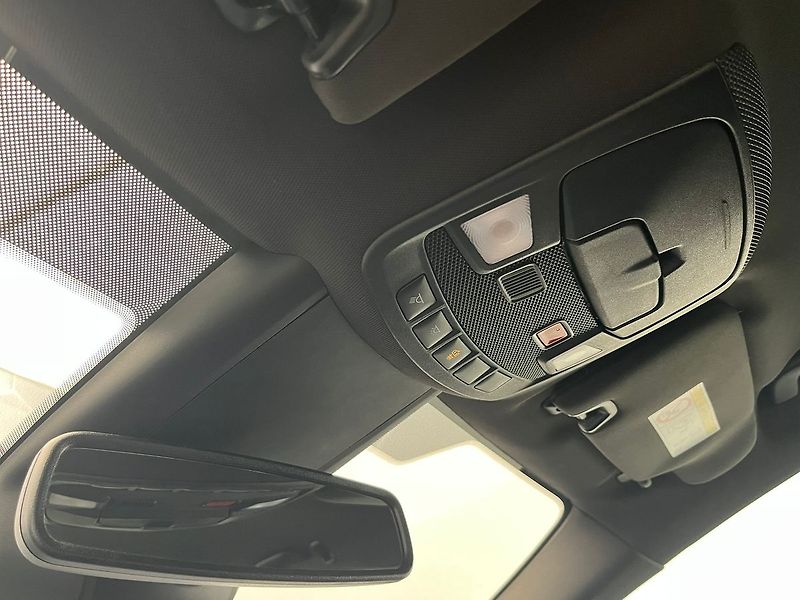 Ford S-MAX 2.5 HEV ST-Line 7 míst - fotka 19 z 65