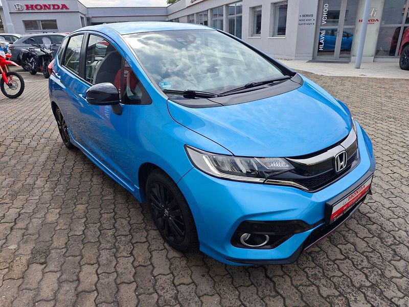 Honda Jazz (2018) 1.5 i-VTEC Dynamic Kamera 96kW - fotka 2 z 44