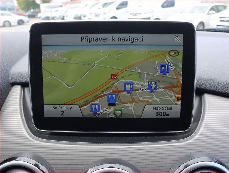 Mercedes-Benz Třídy B (2015) B 180 CDI, Automat, Serv.kniha - fotka 13 z 20