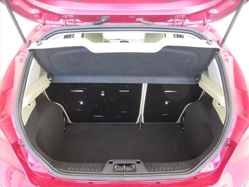 Ford Fiesta (2010) 1.4, Automat, Tempomat - fotka 14 z 16