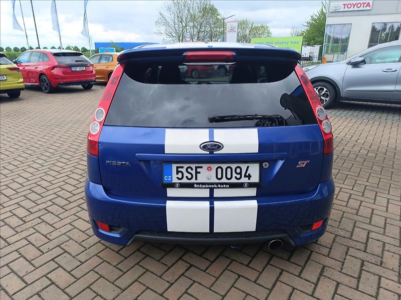 Ford Fiesta 2,0 Duratec ST 150 - fotka 6 z 19