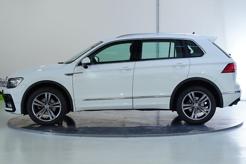 Volkswagen Tiguan - fotka 3 z 30