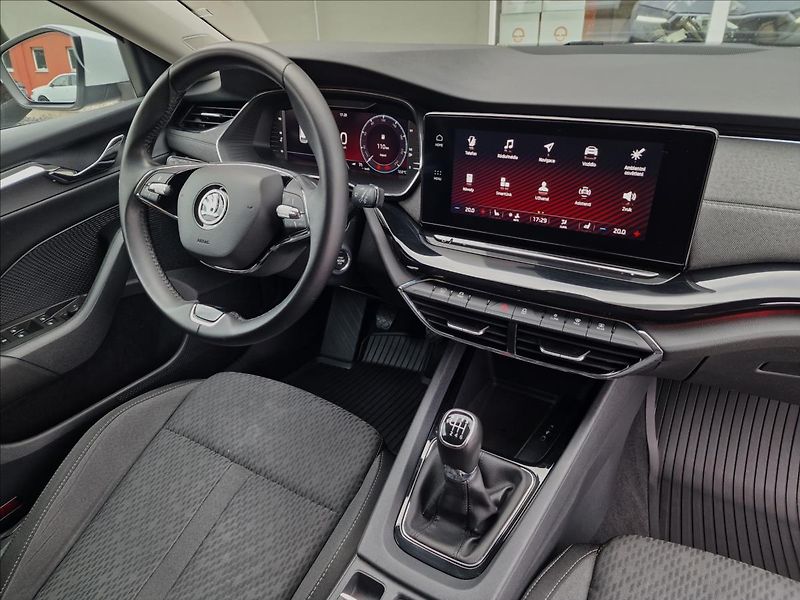 Škoda Octavia 2.0TDI Style, původ ČR,1.Maj. - fotka 40 z 50