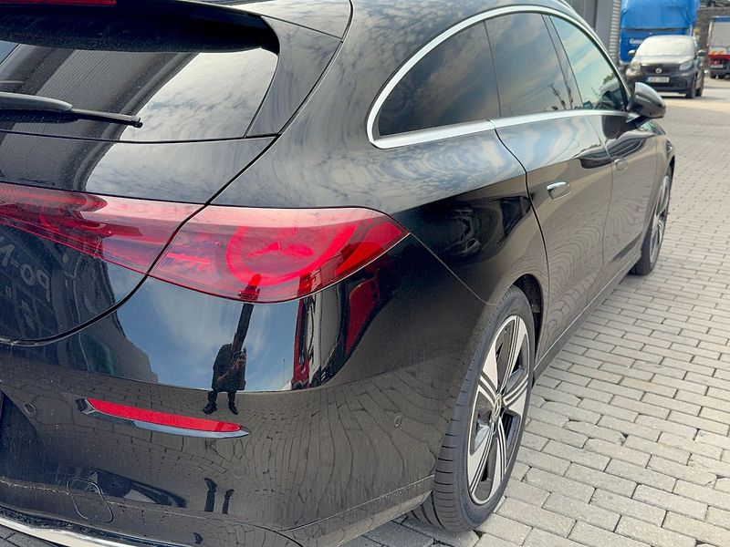 Mercedes-Benz CLA 200 Shooting Brake - fotka 12 z 34