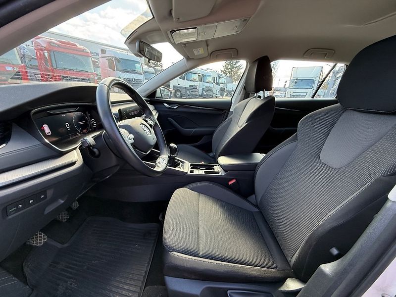 Škoda Octavia 2,0TDi 85kW KOMBI - fotka 15 z 20