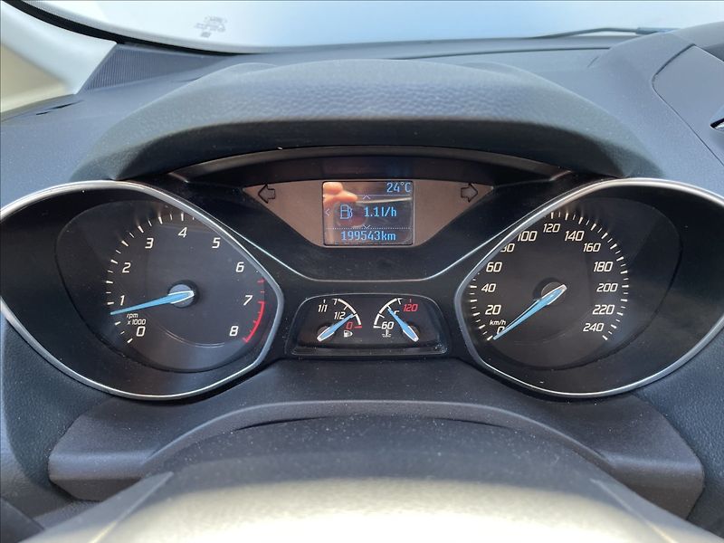 Ford Grand C-MAX 1,6 i 110KW TITANIUM 7.MÍST - fotka 15 z 25