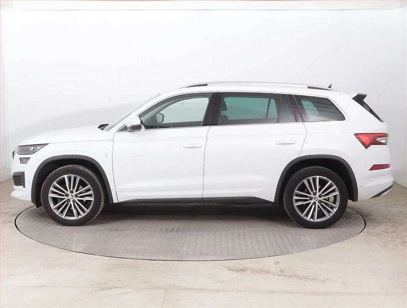 Škoda Kodiaq (2023) Laurin&Klement 2.0 TDI - fotka 3 z 17