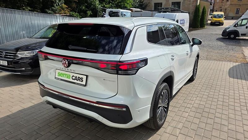 Volkswagen Tayron (2025) 1.5 PHEV 150kW Elegance SoH100 - fotka 5 z 46