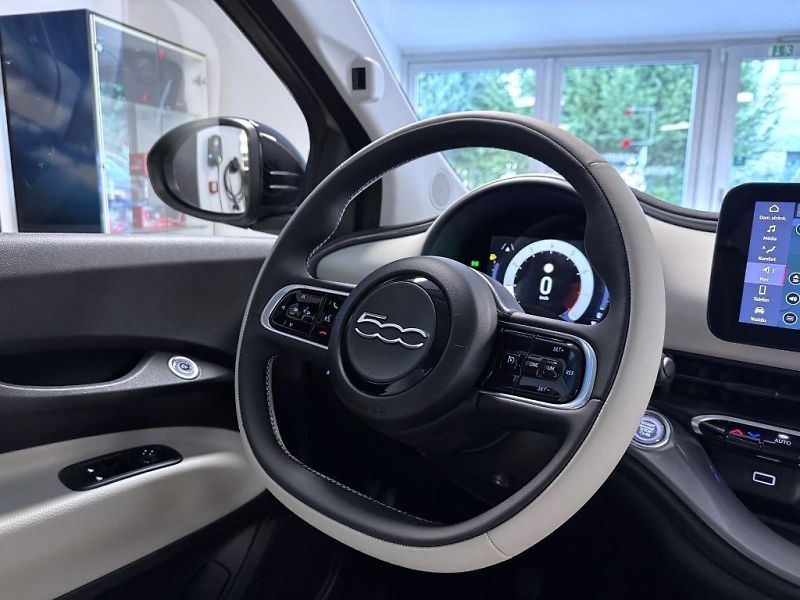 Fiat 500 (2026) Hybrid 1.0 BSG 65k MT La Prima - fotka 17 z 20