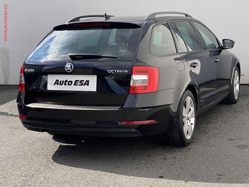 Škoda Octavia (2018) 1.8 TSi, Clever, DSG, kamera - fotka 4 z 18