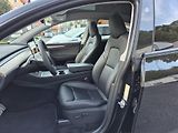 Tesla Model Y ZAMLUVENO !  393kw 21ALU 93,0% - náhled 41