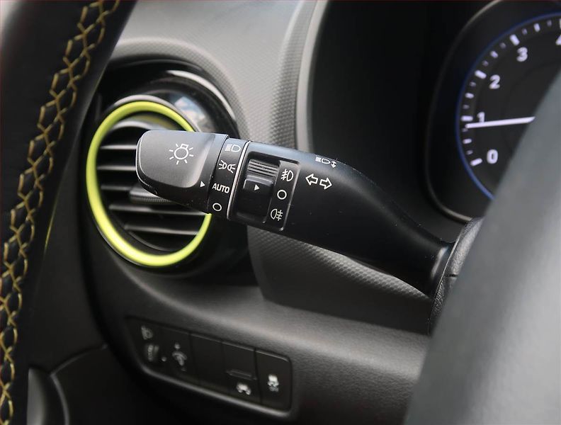 Hyundai Kona (2019) 1.6 T-GDI - fotka 17 z 23