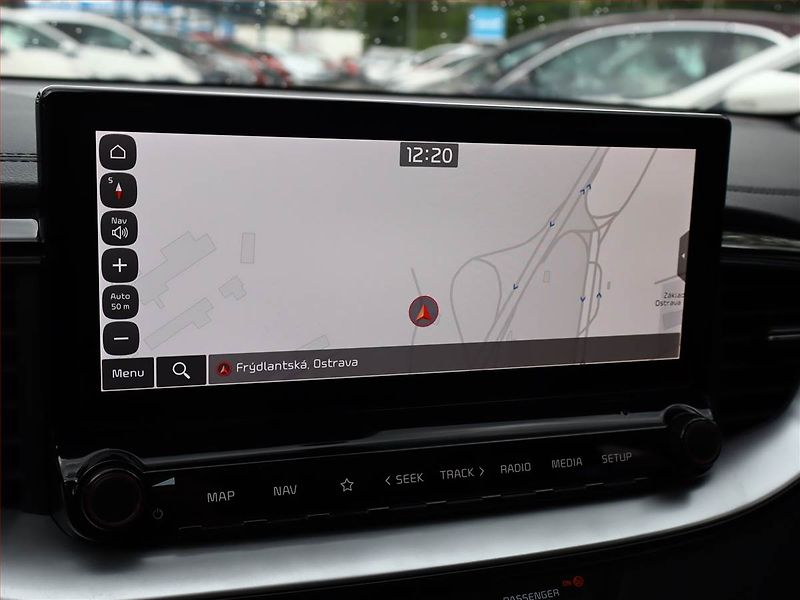 Kia XCeed (2023) 1.5 T-GDI - fotka 15 z 21