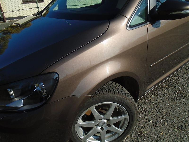 Volkswagen Touran 2.0 TDI 7míst,servisní histori - fotka 8 z 41
