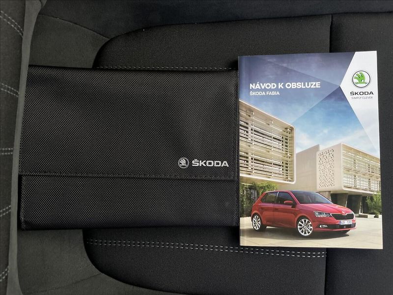 Škoda Fabia 1,0 TSI Combi Style Plus ACC - fotka 19 z 23