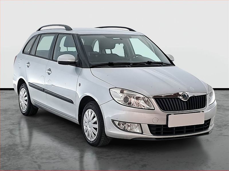 Škoda Fabia (2011) 1.2 TSI, nová STK - fotografie inzerátu