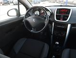 Peugeot 207 (2011) 1.4, nová STK, zamluveno - náhled 7