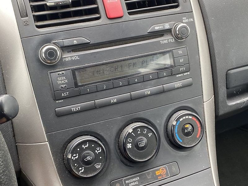 Toyota Auris 1.6i, ČR, TeraCool, po servisu - fotka 11 z 12
