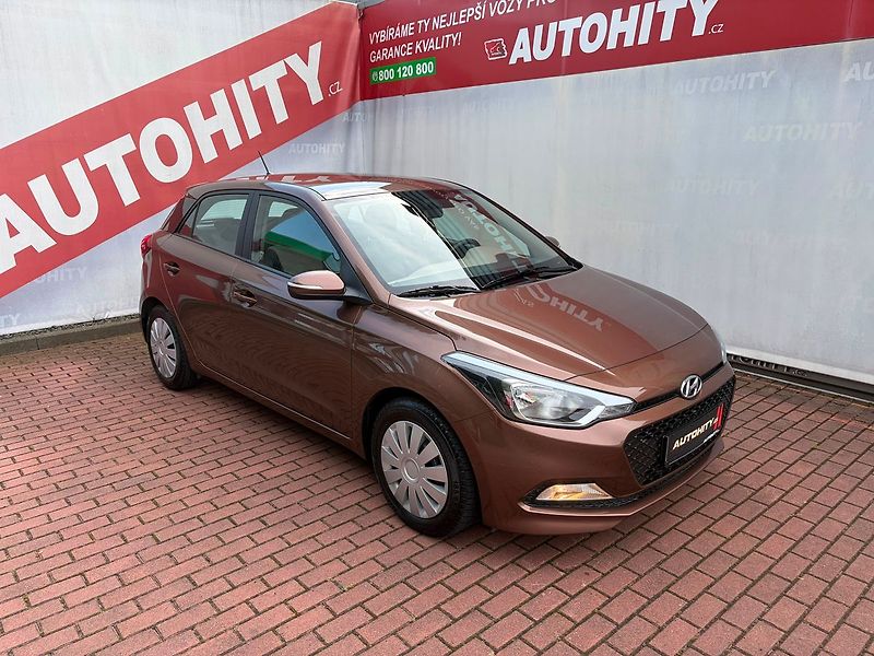 Hyundai i20 1.2 i, ČR, 1.Maj, 23 tkm - fotka 3 z 21