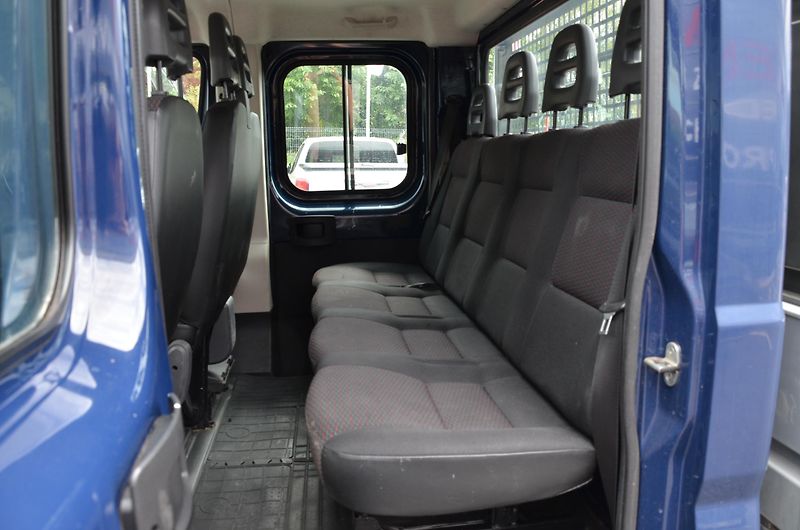 Peugeot Boxer (2021) 35L3 2.2Blue HDI 140k DC - fotka 11 z 13