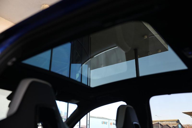 BMW M5 - fotka 17 z 20