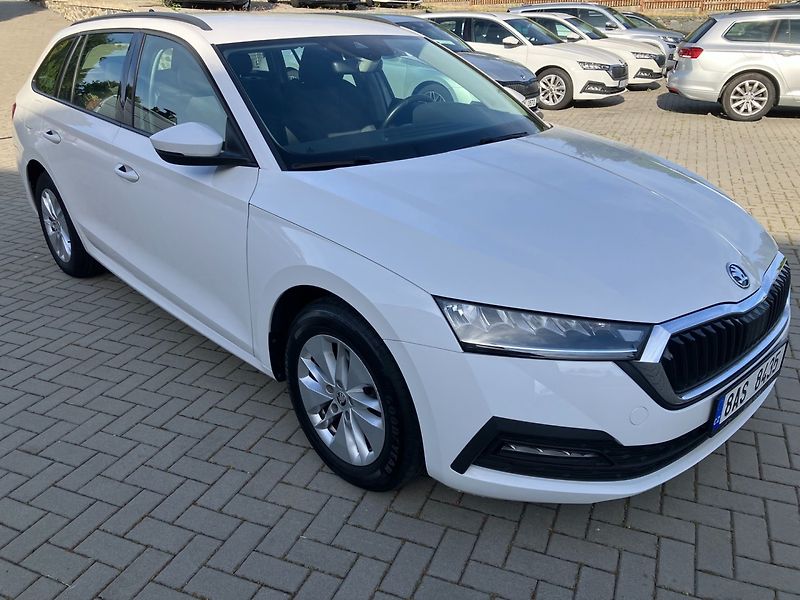 Škoda Octavia (2021) 2.0TDI AMBITION NAJ.53TKM - fotka 2 z 28