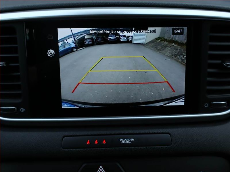 Kia Sportage (2021) 1.6 CRDi - fotka 17 z 18