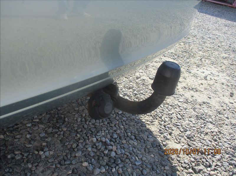Škoda Fabia 1,4 i 16v, klimatizace, tažné, - fotka 9 z 17