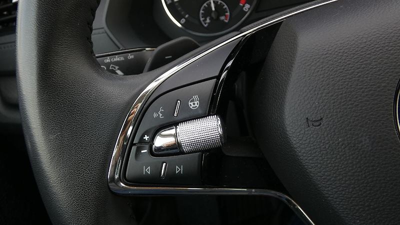 Škoda Octavia 1.5 TSI DSG Ambition - fotka 11 z 22