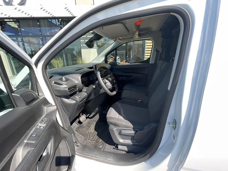 Toyota ProAce City EV 50kWh Long Active 3S Multi - fotka 15 z 24