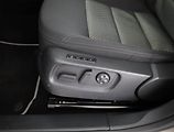 Škoda Octavia (2008) Scout 2.0 TDI, 4X4, ČR,1.maj - náhled 19