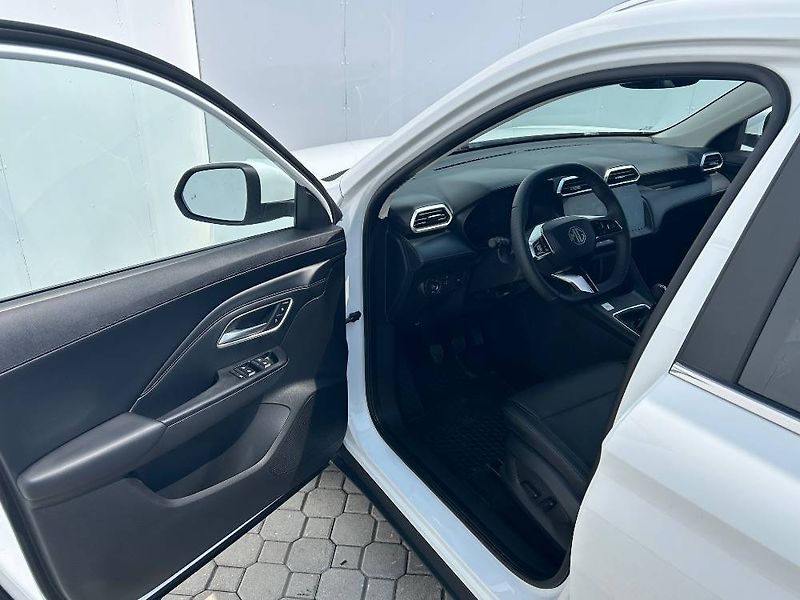 MG ZS ELEGANCE 5MP 1,5i - fotka 5 z 24