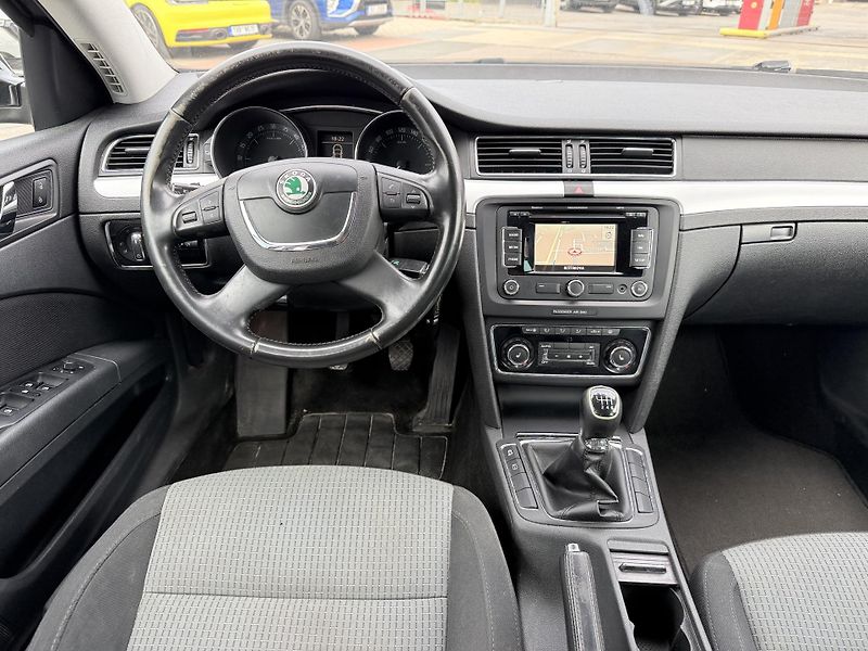 Škoda Superb 2.0 TDi 103kw  - fotka 23 z 29