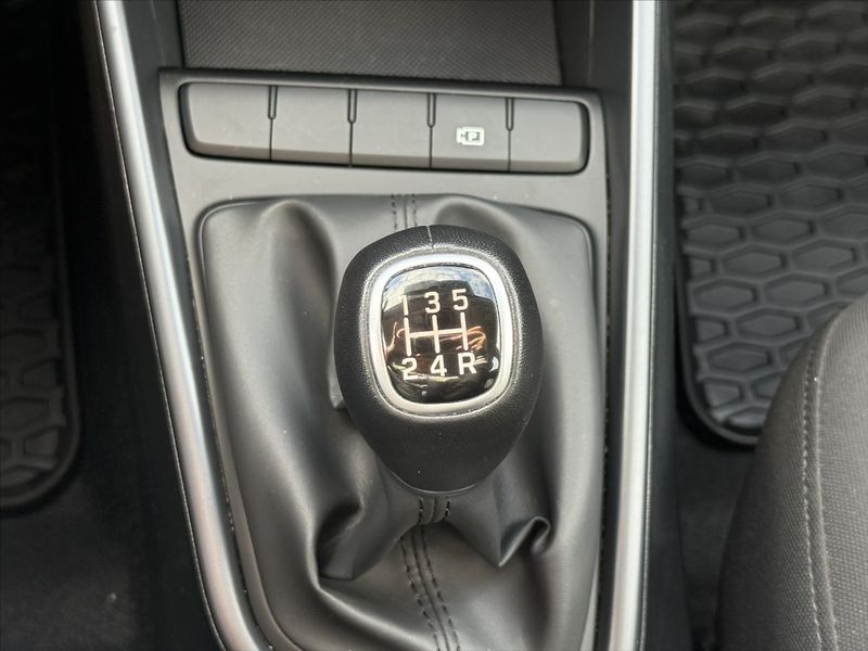 Hyundai i20 1,2 DPI 57kW Wave - fotka 17 z 23