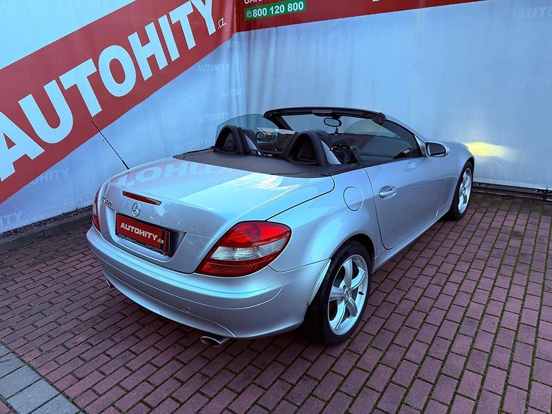 Mercedes-Benz SLK 350 Aut. 51 tkm, Serviska - fotka 8 z 31