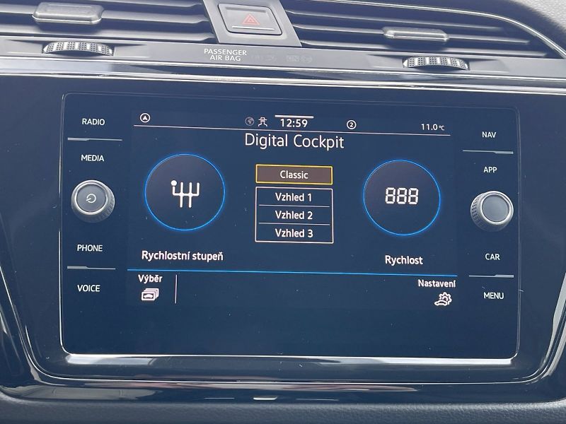 Volkswagen Touran (2022) 1.5 TSI 110 kW DSG Highline - fotka 19 z 35