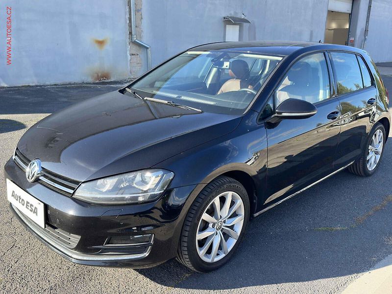 Volkswagen Golf (2013) 1.4 TSi VII, Highline, bixen - fotka 3 z 21