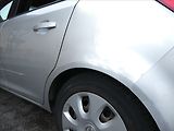 Opel Corsa 1,4 16V 74kW, drobné vady laku - náhled 12
