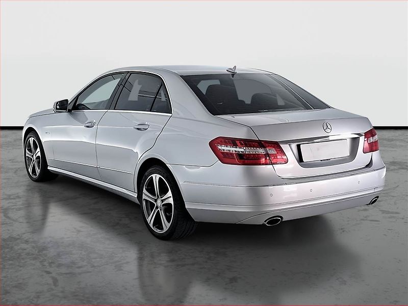 Mercedes-Benz Třídy E (2009) E 350 CDI, Automat, Serv.kniha - fotka 4 z 18