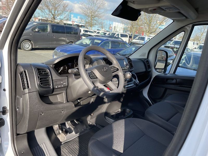 Toyota Proace Max 2.2D 140k 6MT L3H3 - fotka 17 z 33