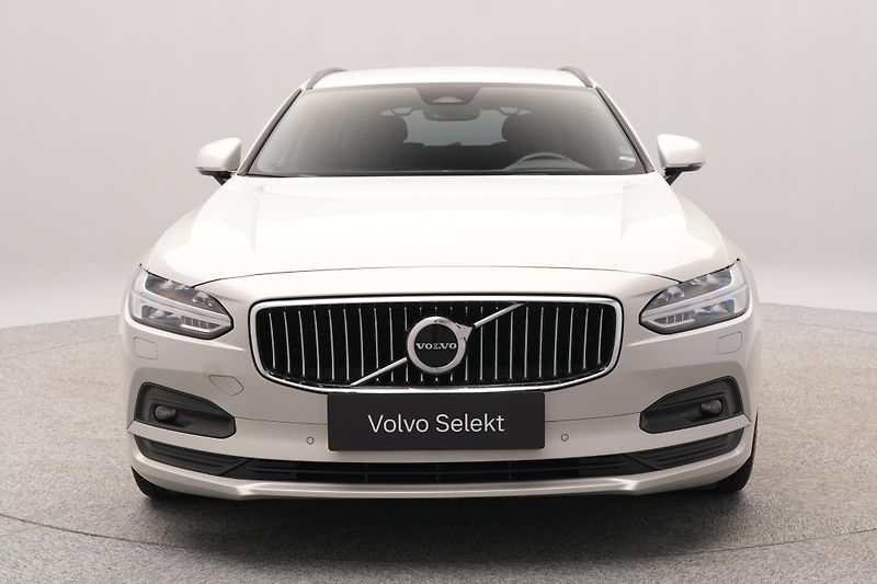 Volvo V90 B4 MOMENTUM AUT - fotka 14 z 45