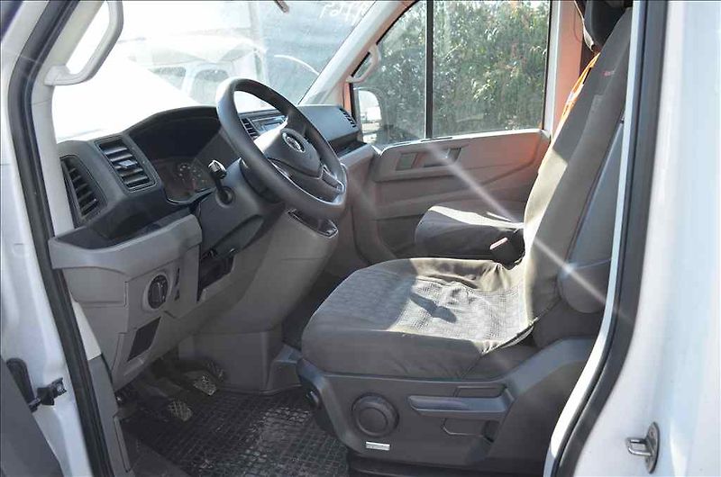 Volkswagen Crafter (2021) 2,0 TDI VALNÍK+PLACHTA - fotka 22 z 25