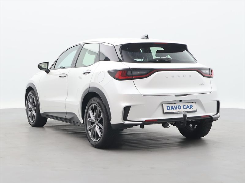 Lexus LBX 1,5 HEV Relax FWD 67kW CZ - fotka 5 z 39
