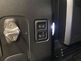 Land Rover Defender (2026) OCTA BLACK AWD AUT - náhled 78