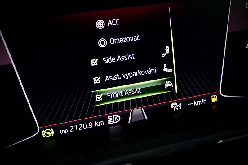Škoda Superb 3 FL 2.0 TSI 140 kW DSG L&K - fotka 37 z 59