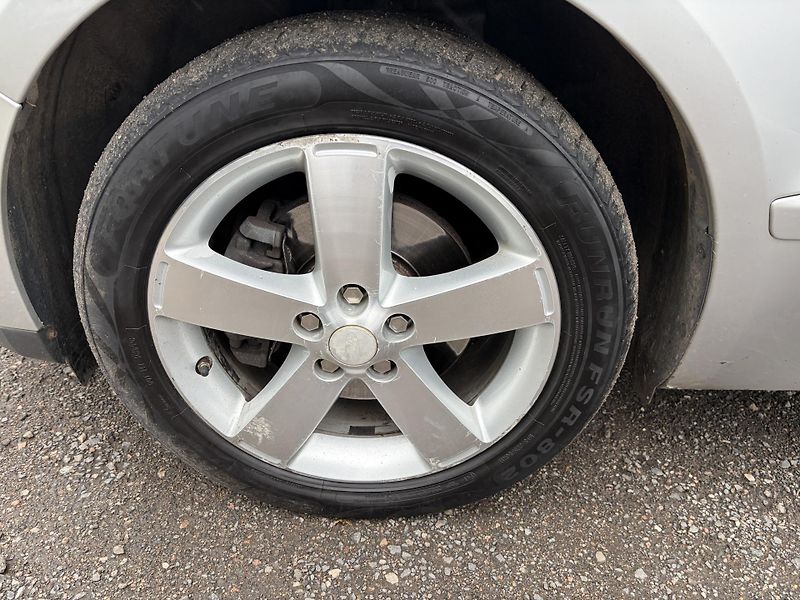 Ford S-MAX - fotka 19 z 20