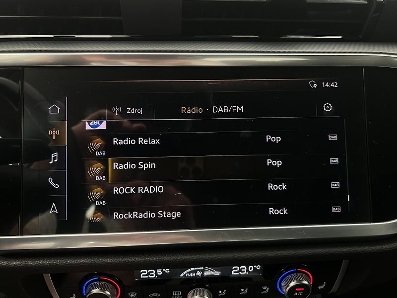 Audi Q3 35 TFSI AUT CZ - fotka 27 z 42